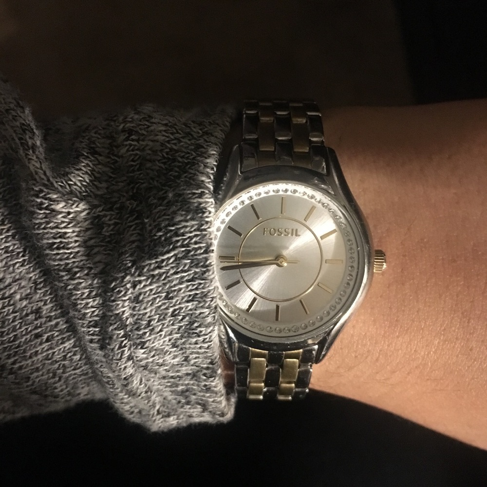 SILVER FOSSIL WATCH